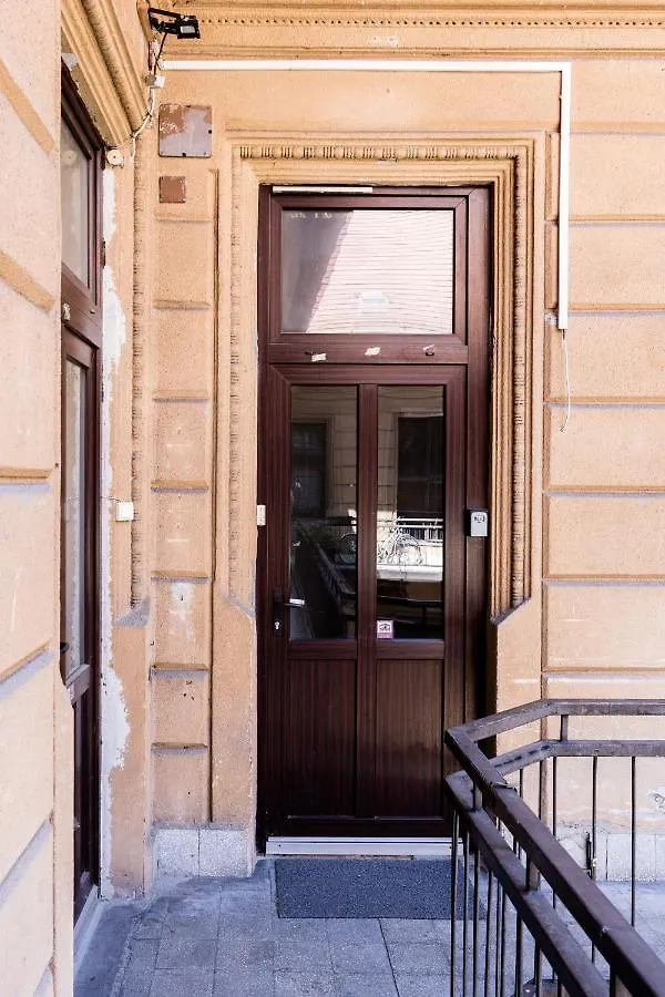 Downtown Circus Apartment Budapest