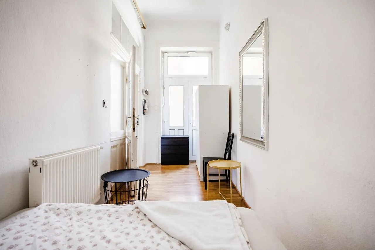 Downtown Circus Apartment Budapest 0*,  Hungary