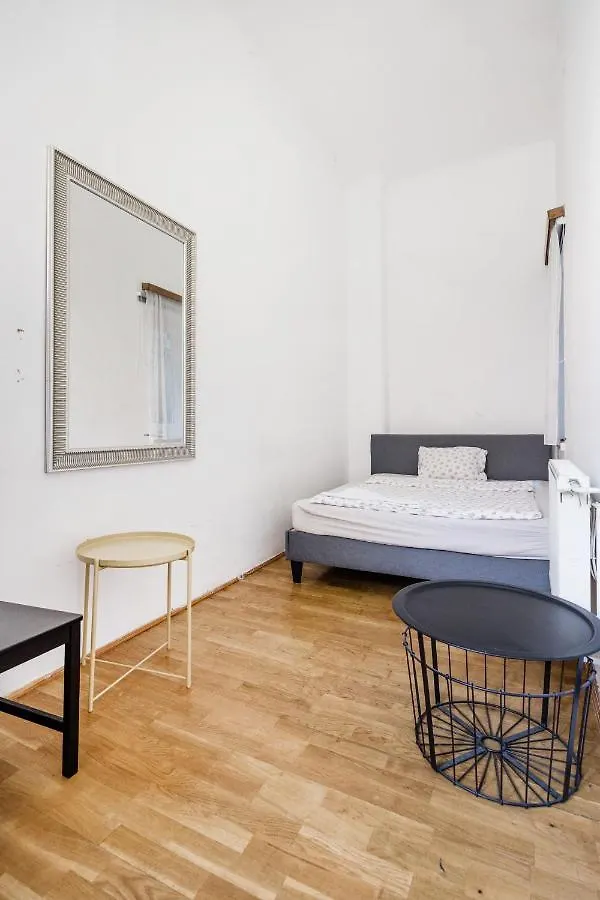 Downtown Circus Apartment Budapest